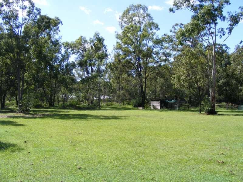 Barellan Point QLD 4306