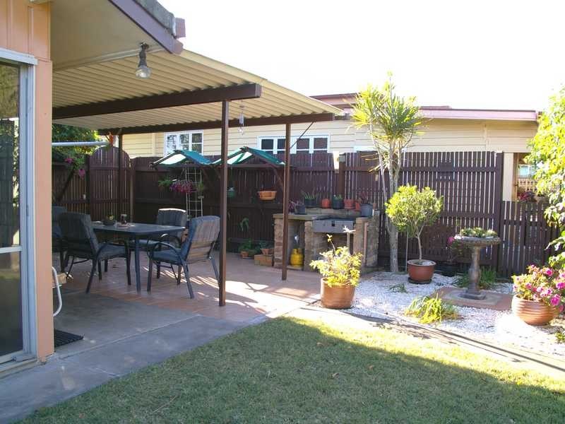 Silkstone QLD 4304
