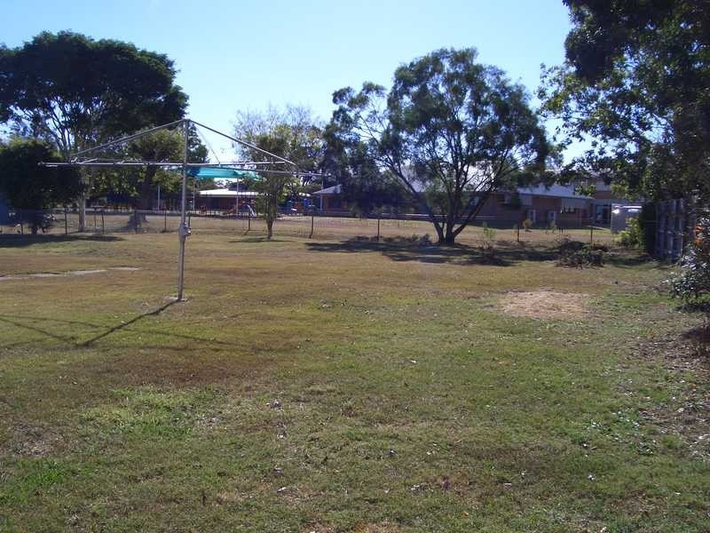 One Mile QLD 4305