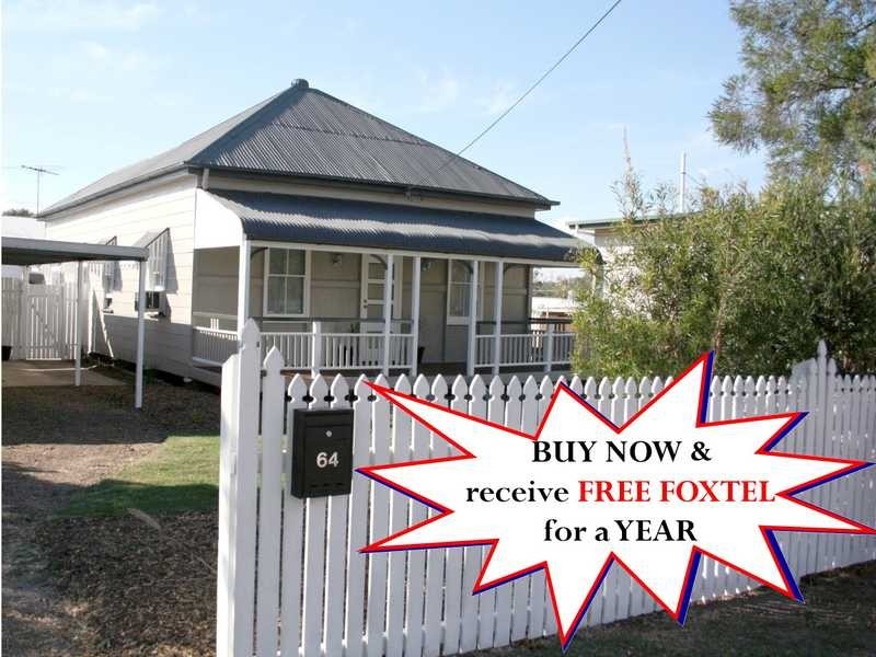 64 Queen Street, Blackstone QLD 4304