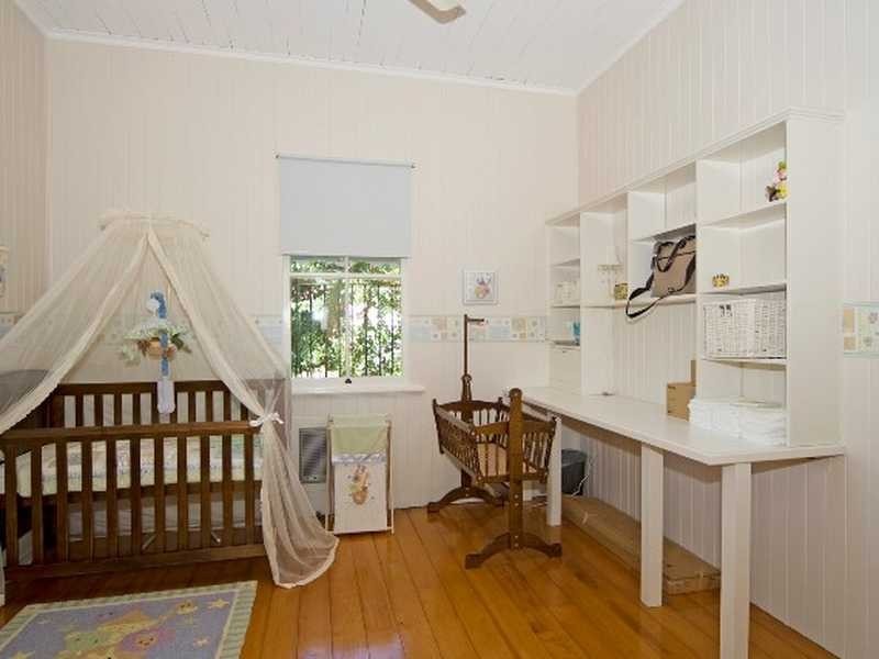 Newtown QLD 4305