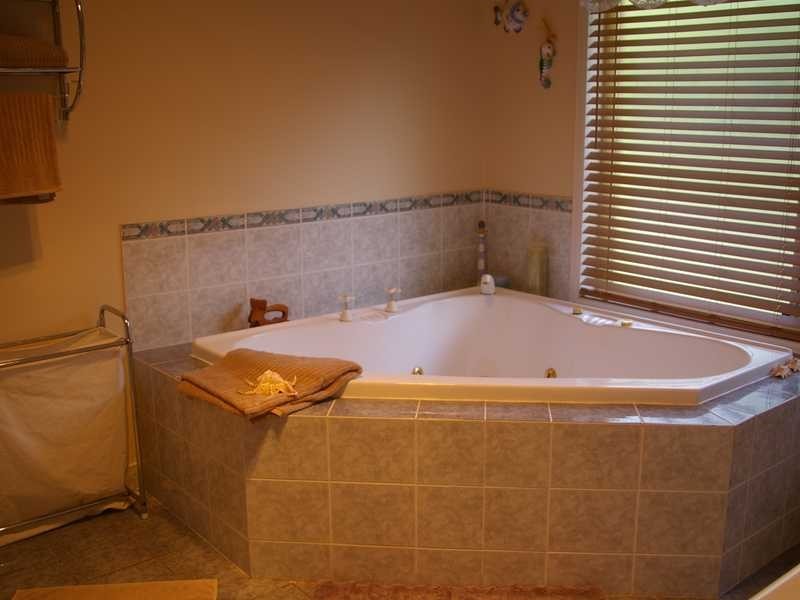 Pine Mountain QLD 4306