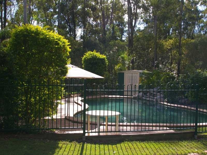 Pine Mountain QLD 4306