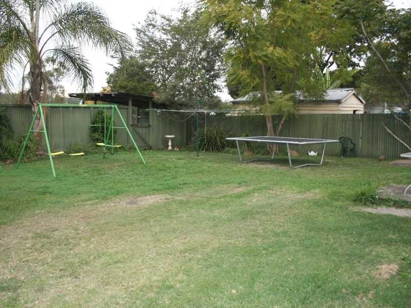 28 Stafford Street, Booval QLD 4304