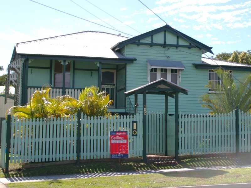 102 Blackstone Road, Silkstone QLD 4304