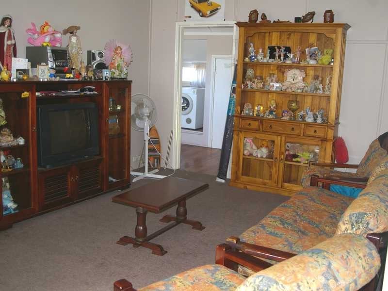 Silkstone QLD 4304