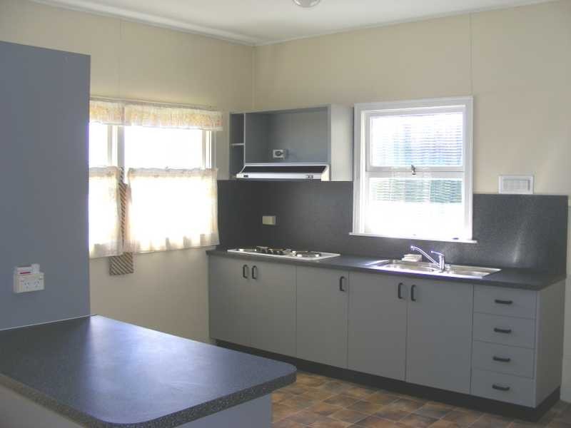 One Mile QLD 4305