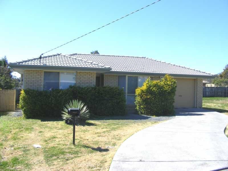 3 Battersby Street, One Mile QLD 4305