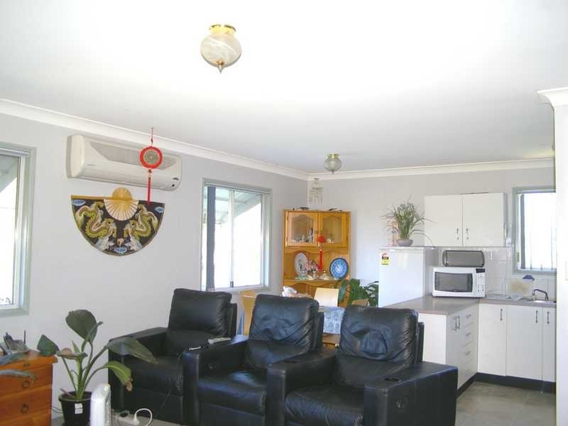 19 Parker Lane, North Ipswich QLD 4305