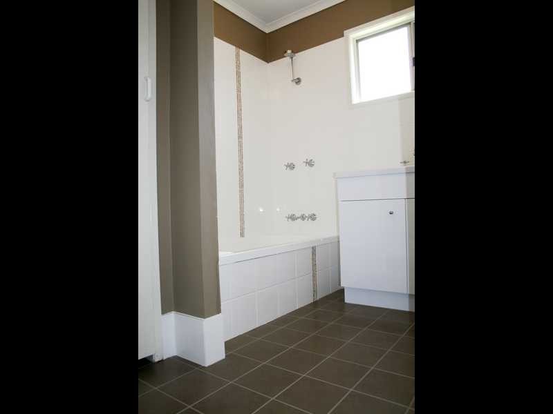 7 Paice Street, Bundamba QLD 4304