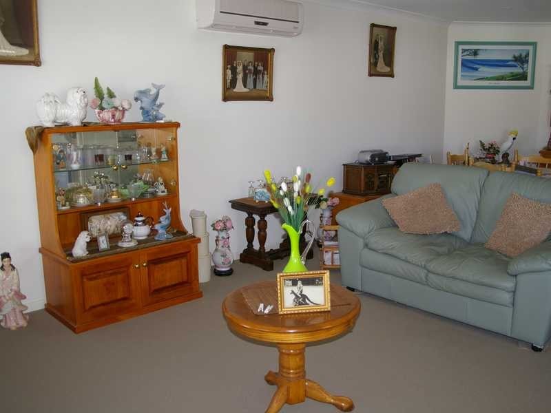 Silkstone QLD 4304