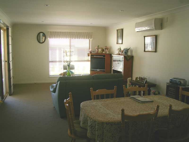 Silkstone QLD 4304