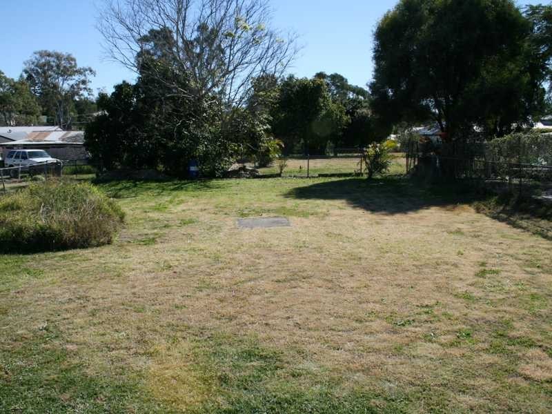 20 Wattle Street, North Booval QLD 4304