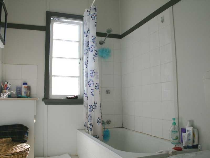 20 Wattle Street, North Booval QLD 4304