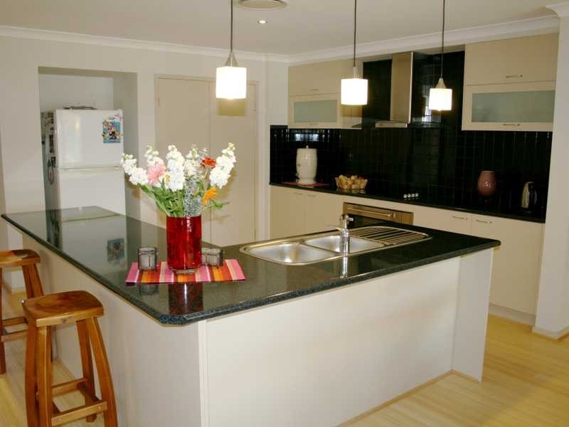 76 Mellor Place, Brassall QLD 4305