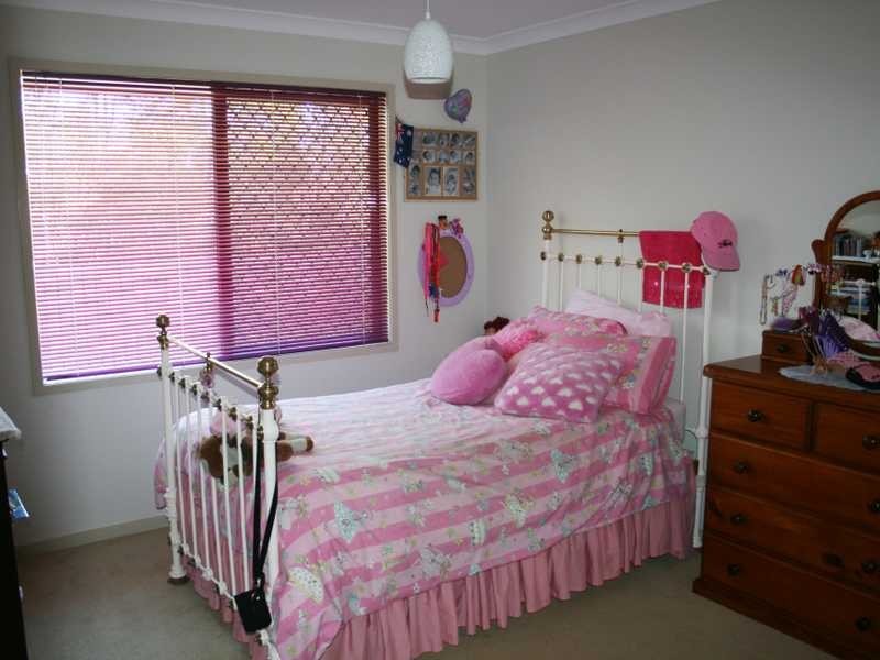 76 Mellor Place, Brassall QLD 4305