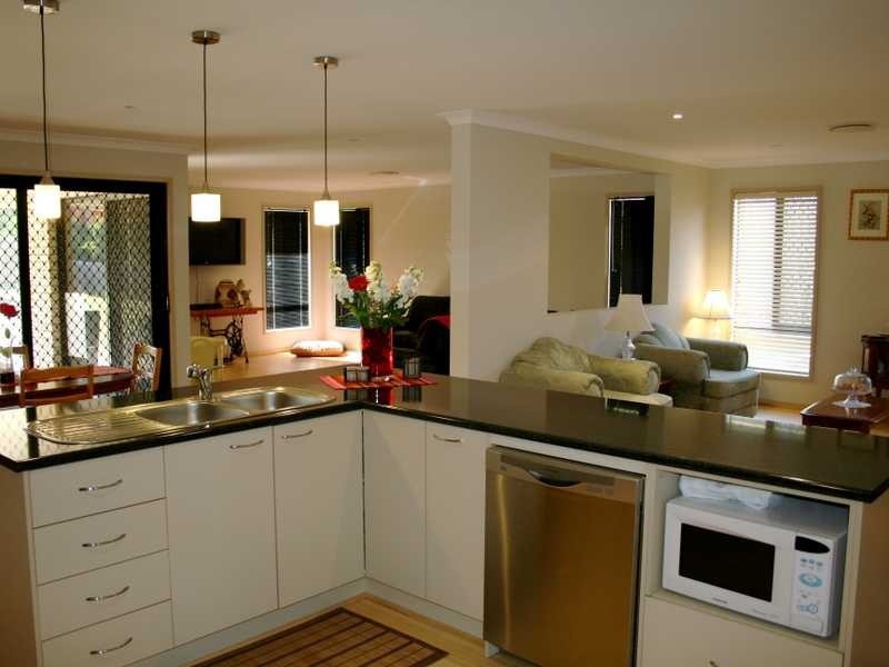 76 Mellor Place, Brassall QLD 4305