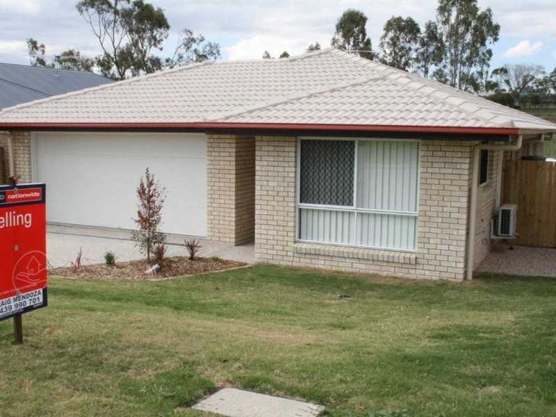 35 Penrose Circuit, Redbank Plains QLD 4301