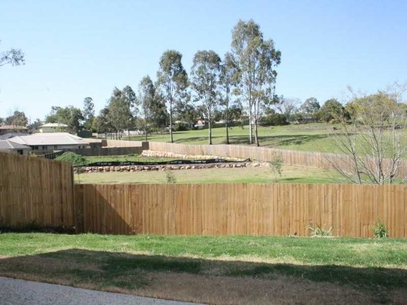 35 Penrose Circuit, Redbank Plains QLD 4301