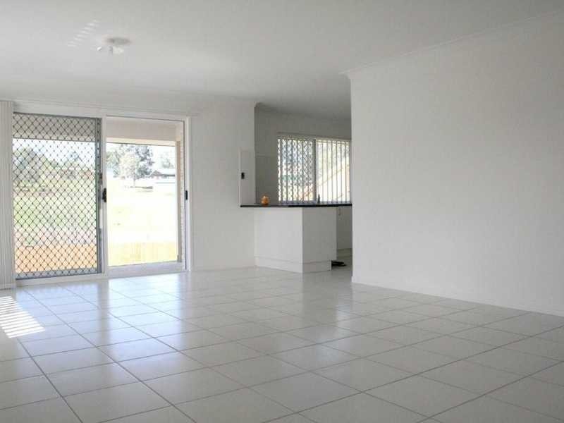 35 Penrose Circuit, Redbank Plains QLD 4301