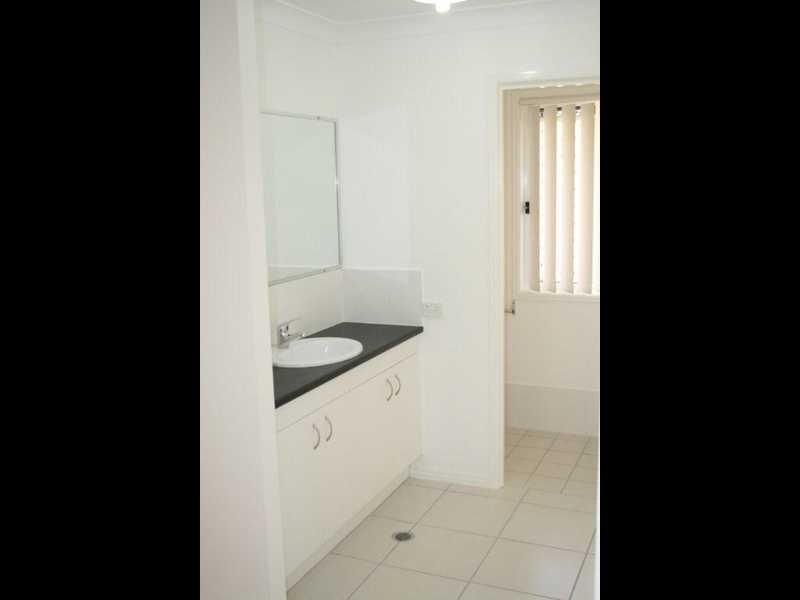35 Penrose Circuit, Redbank Plains QLD 4301