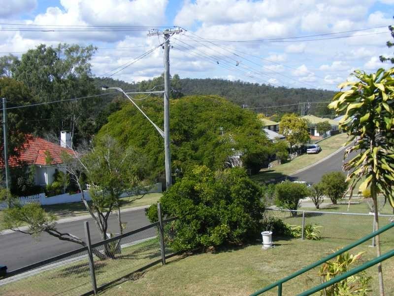 Silkstone QLD 4304