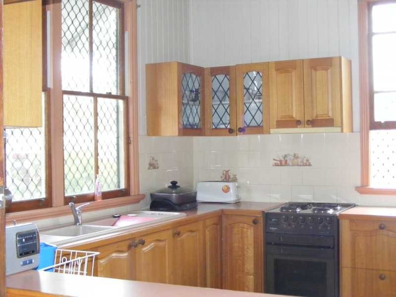 Silkstone QLD 4304