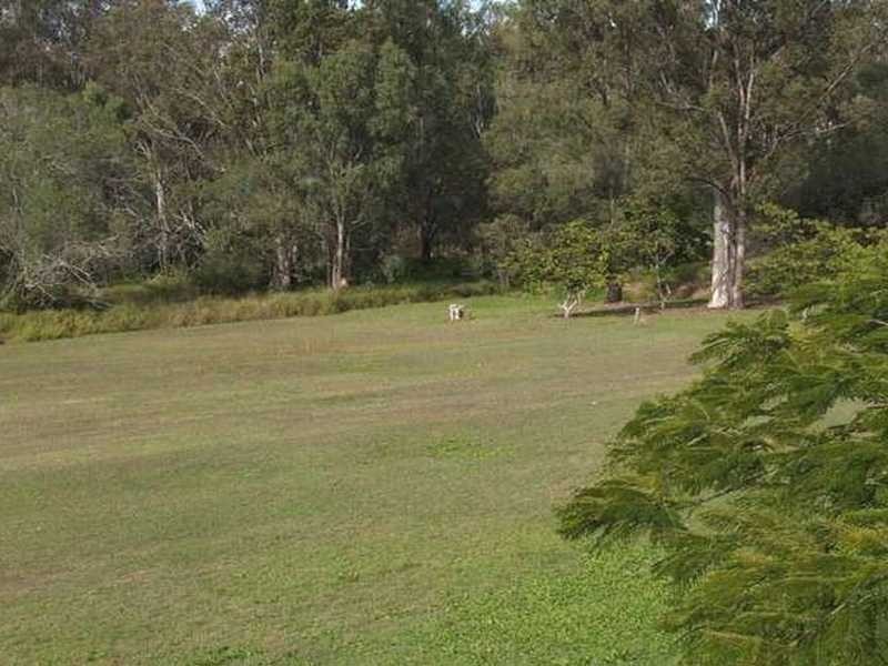 Wulkuraka QLD 4305