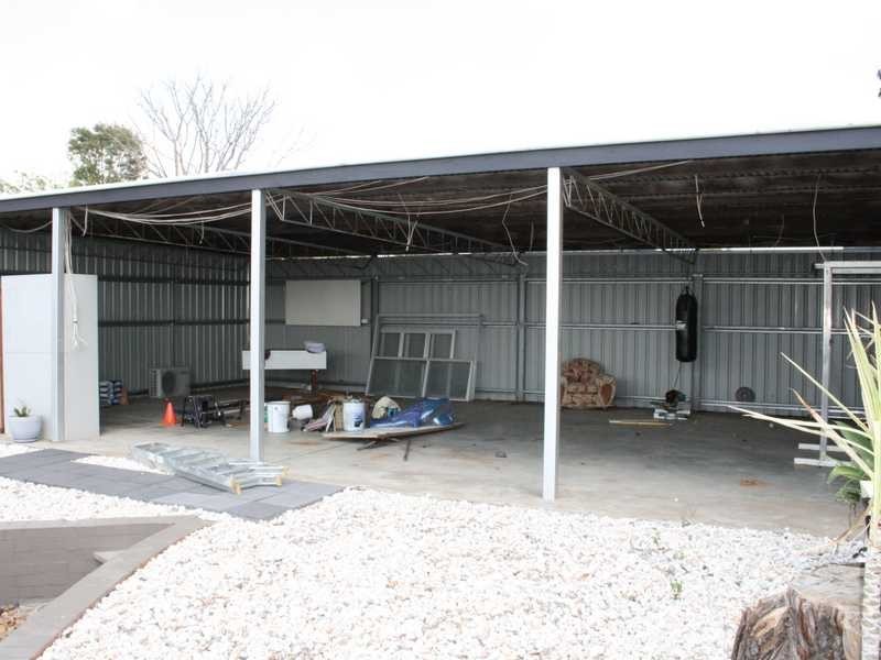 75 Whitehill Road, Eastern Heights QLD 4305