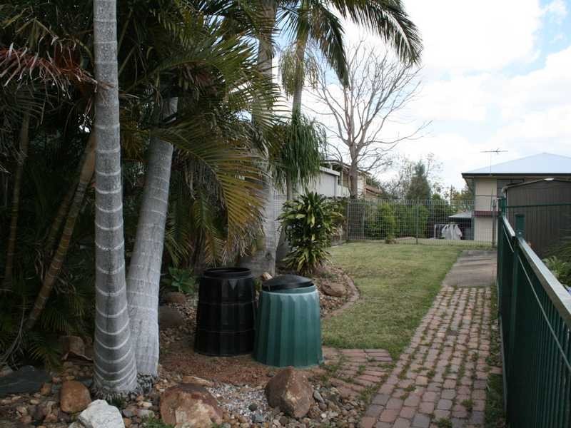 75 Whitehill Road, Eastern Heights QLD 4305