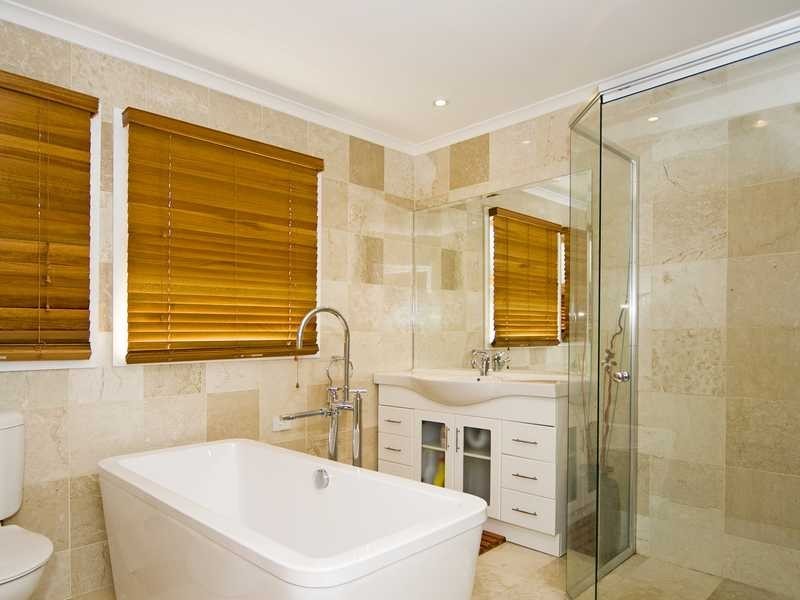 75 Whitehill Road, Eastern Heights QLD 4305