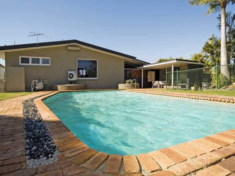 75 Whitehill Road, Eastern Heights QLD 4305