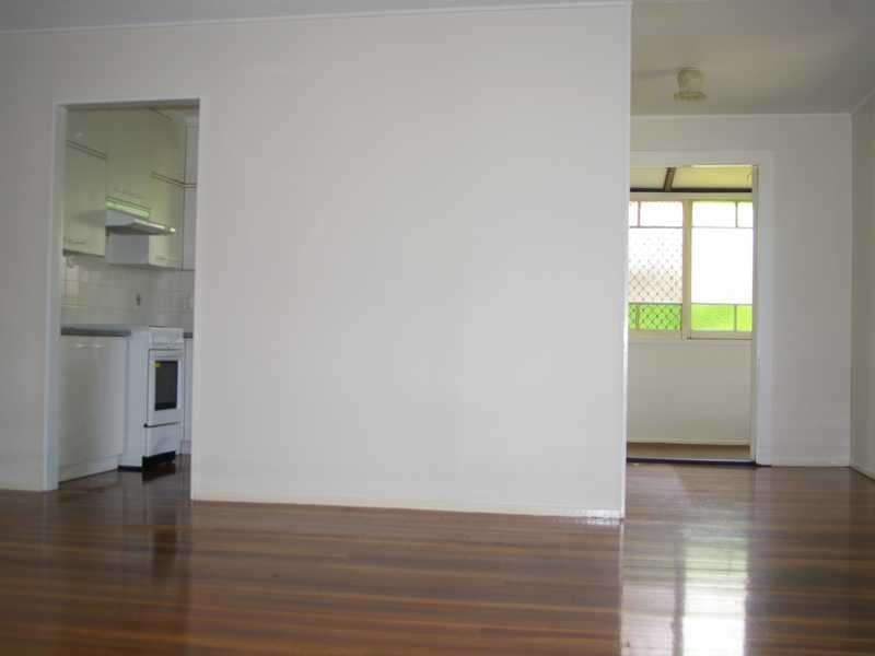 North Booval QLD 4304