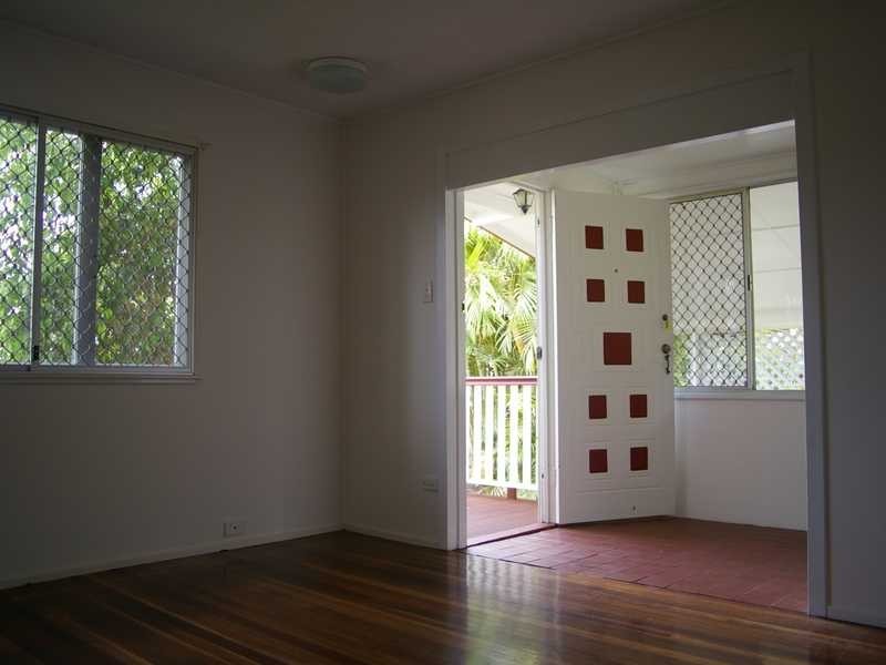 North Booval QLD 4304