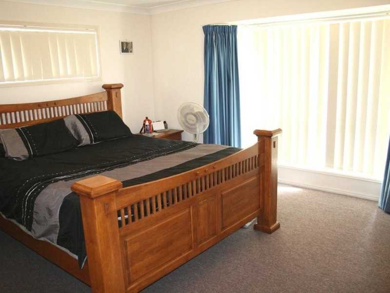 161 Edwards Street, Flinders View QLD 4305
