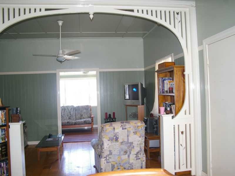 Silkstone QLD 4304
