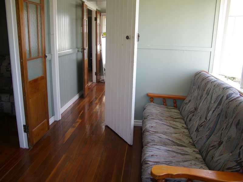 Silkstone QLD 4304