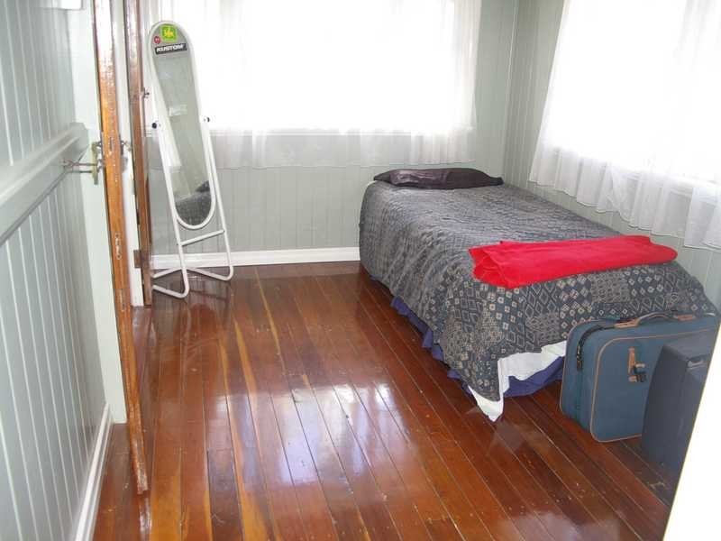 Silkstone QLD 4304