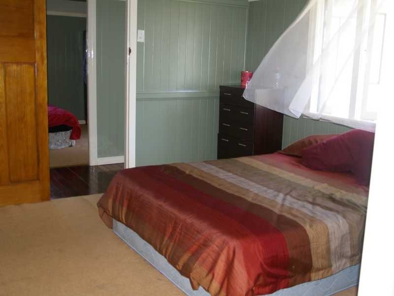Silkstone QLD 4304