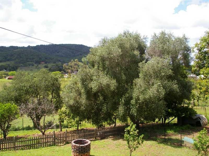 Pine Mountain QLD 4306