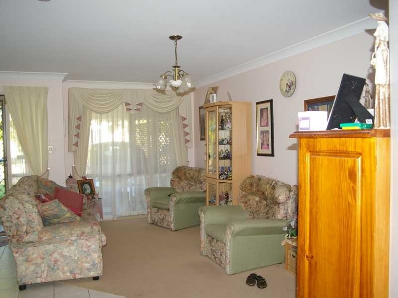 Silkstone QLD 4304