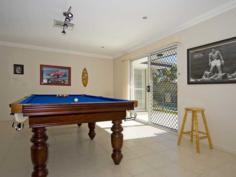 Flinders View QLD 4305