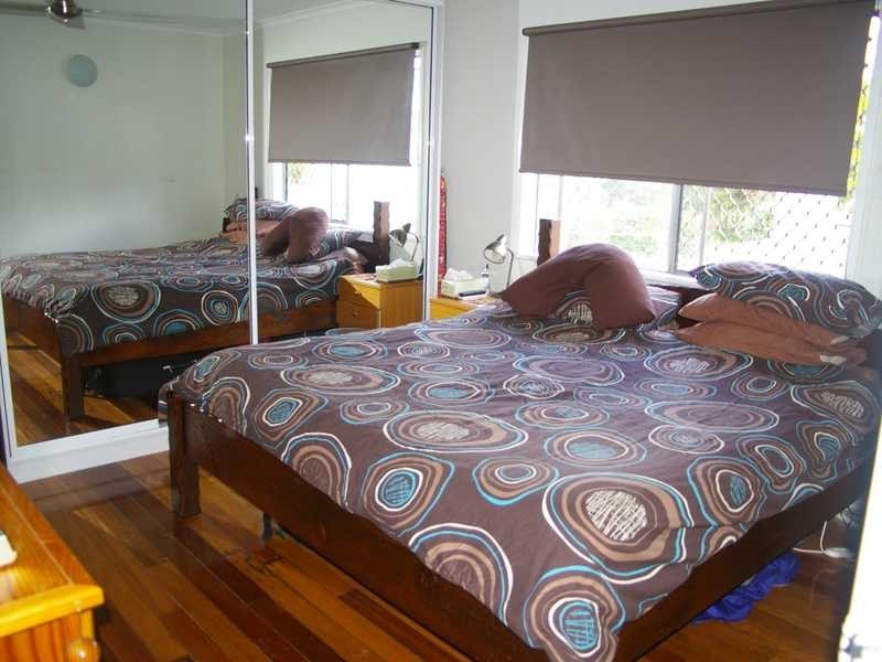 Moores Pocket QLD 4305