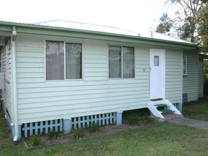 Booval QLD 4304