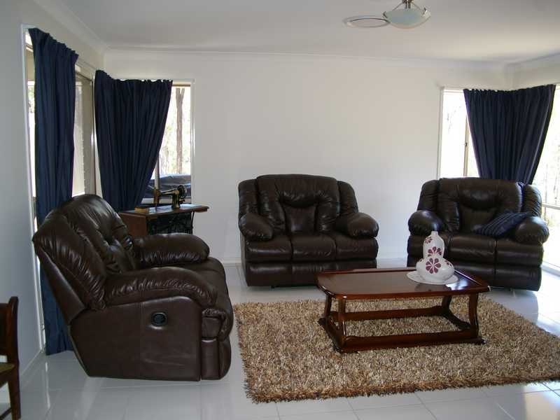 Pine Mountain QLD 4306