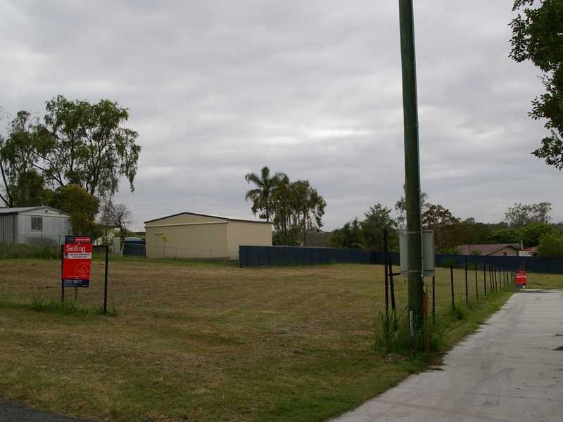 Silkstone QLD 4304