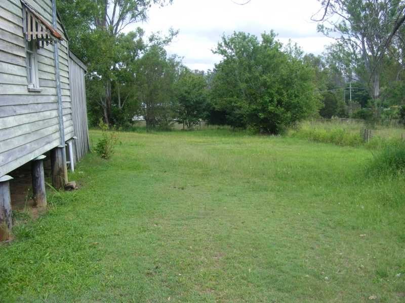 Blackstone QLD 4304