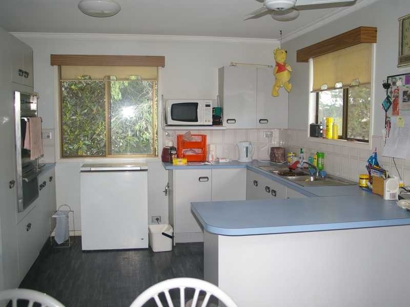 8 Harris Street, Tivoli QLD 4305