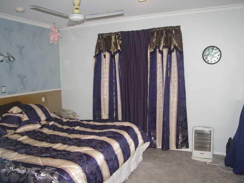 8 Harris Street, Tivoli QLD 4305