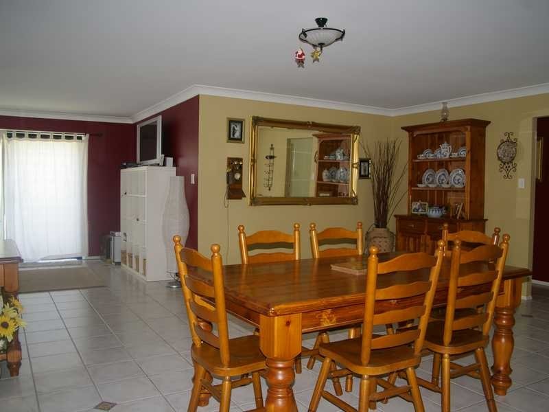 14 Calverton Court, Brassall QLD 4305